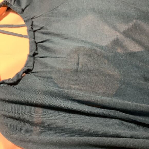 Whim Large Deep cut blouse. New with tags but see description - Picture 9 of 10